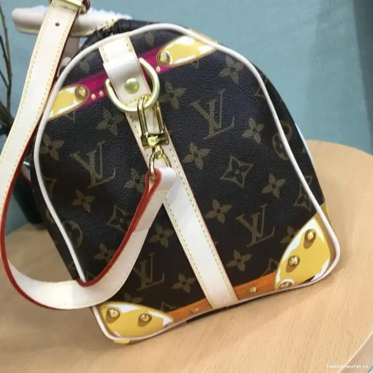 Fashionreps Bags 19T1L0393 LV 0616